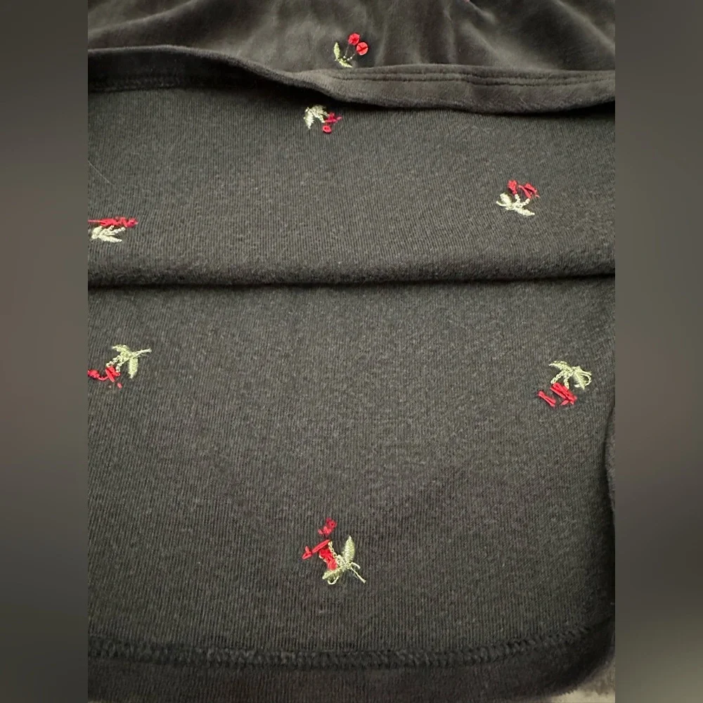 2002 Gymboree Velvet Skirt in Black with Sequin Cherry Print Size 5